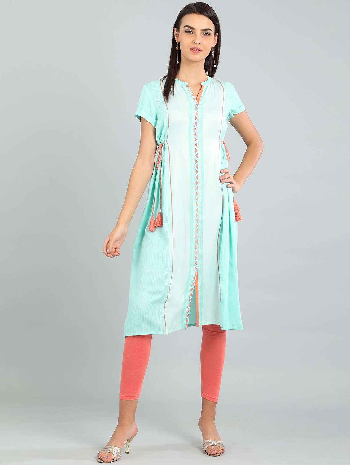 women's front slit kurta