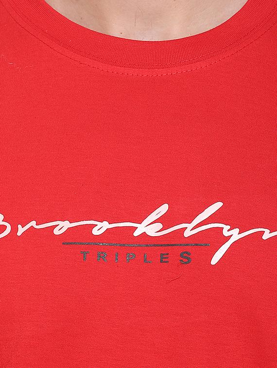 red printed t-shirt - 17939338 - Standard Image - 4