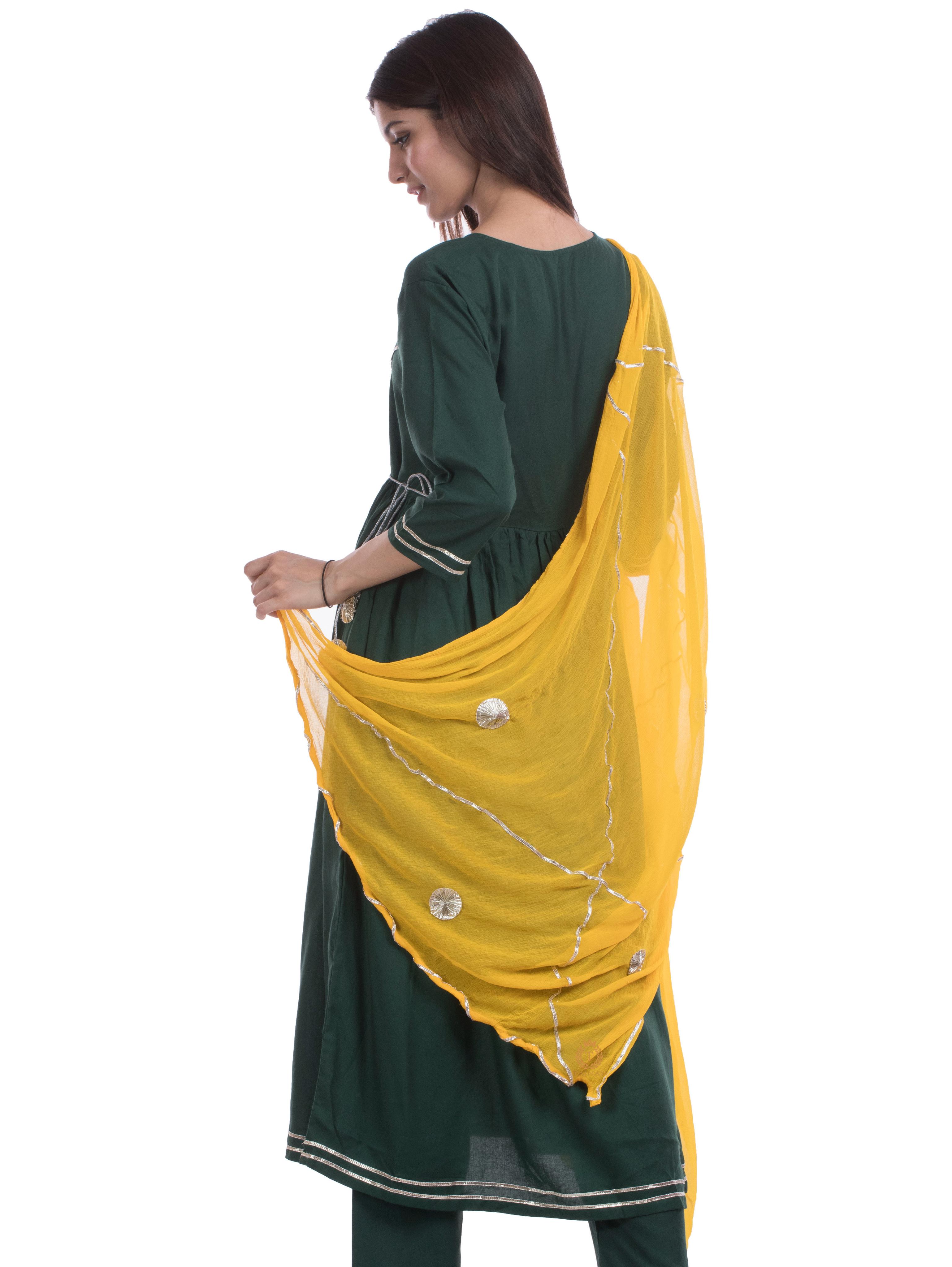 tajnan wome's green rayon suit set - 17948004 - Standard Image - 4