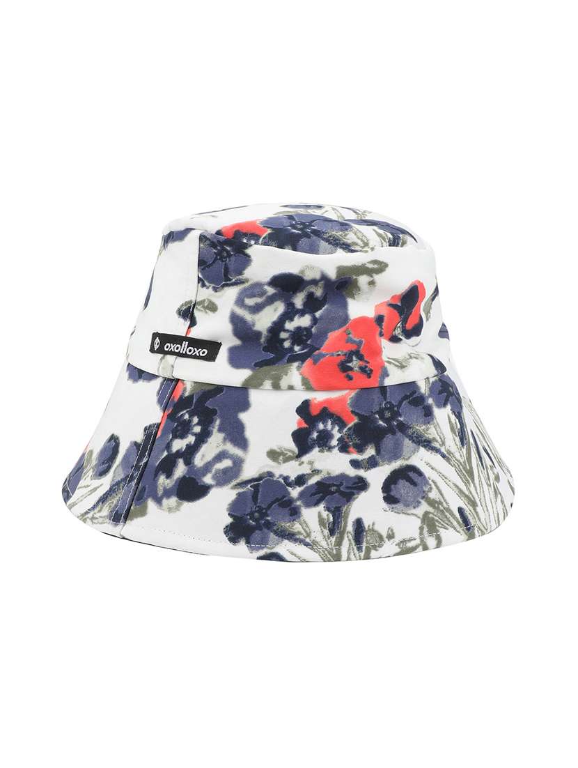 white printed summer hat - 17956227 -  Standard Image - 1