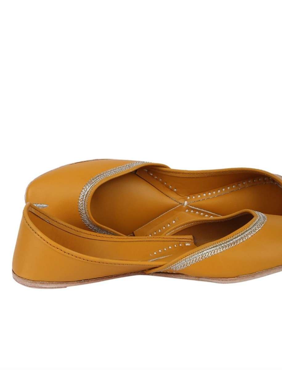 juttis are now one of the - 17958401 - Standard Image - 1