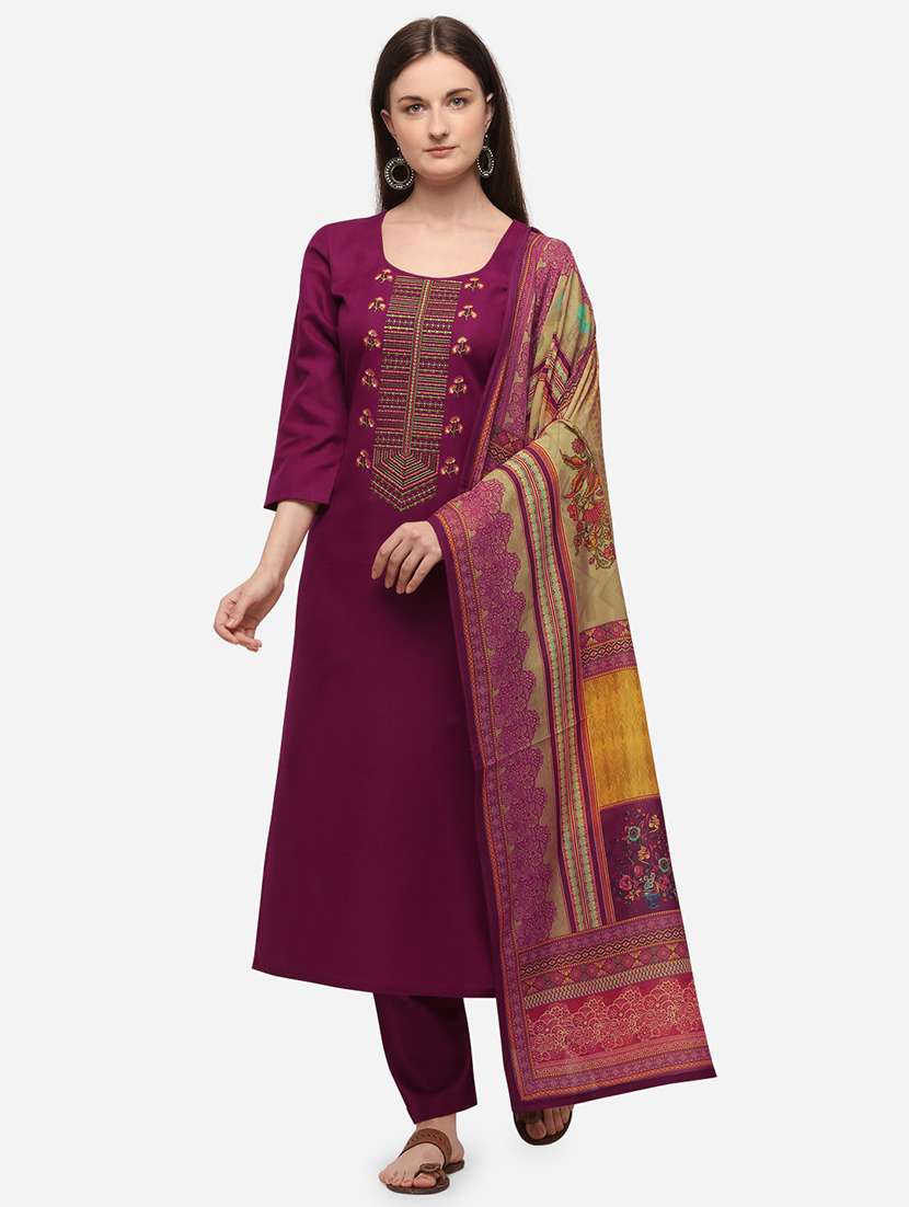 embroidered suit set 