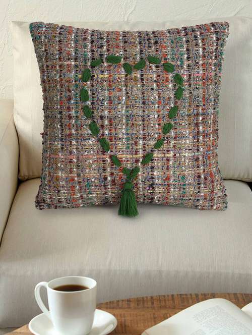 mezposh motley green & multi wool quirky tasselled/ cushion cover with zari (16"x16")