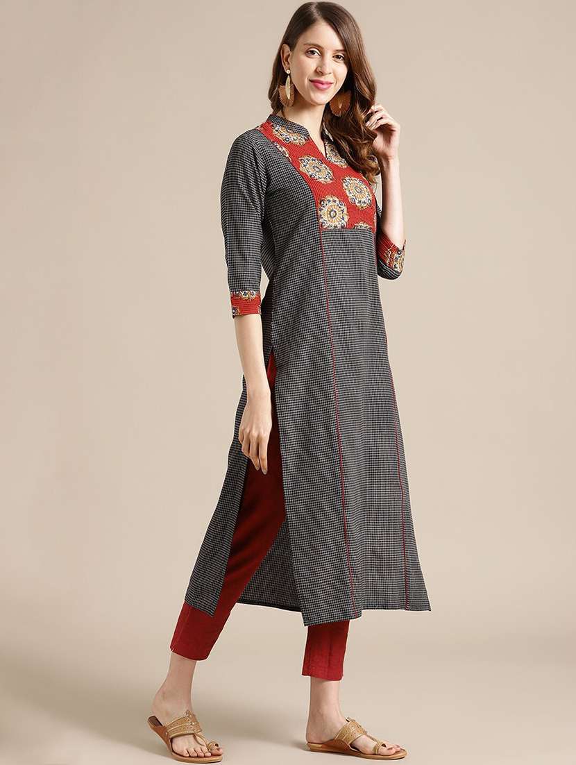 checkered suit set - 17983979 -  Standard Image - 1