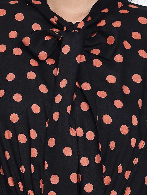 women's  floral dress - 17996867 -  Standard Image - 4