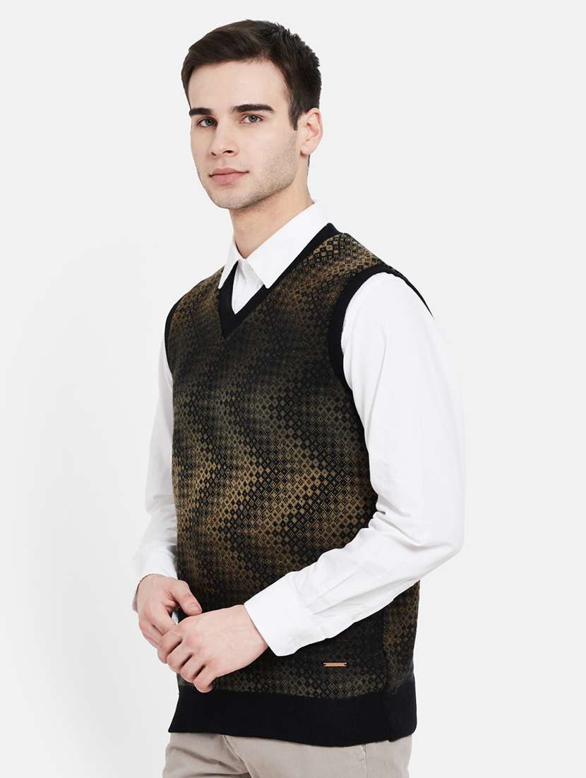 black printed reversible pullover - 17997318 - Standard Image - 1
