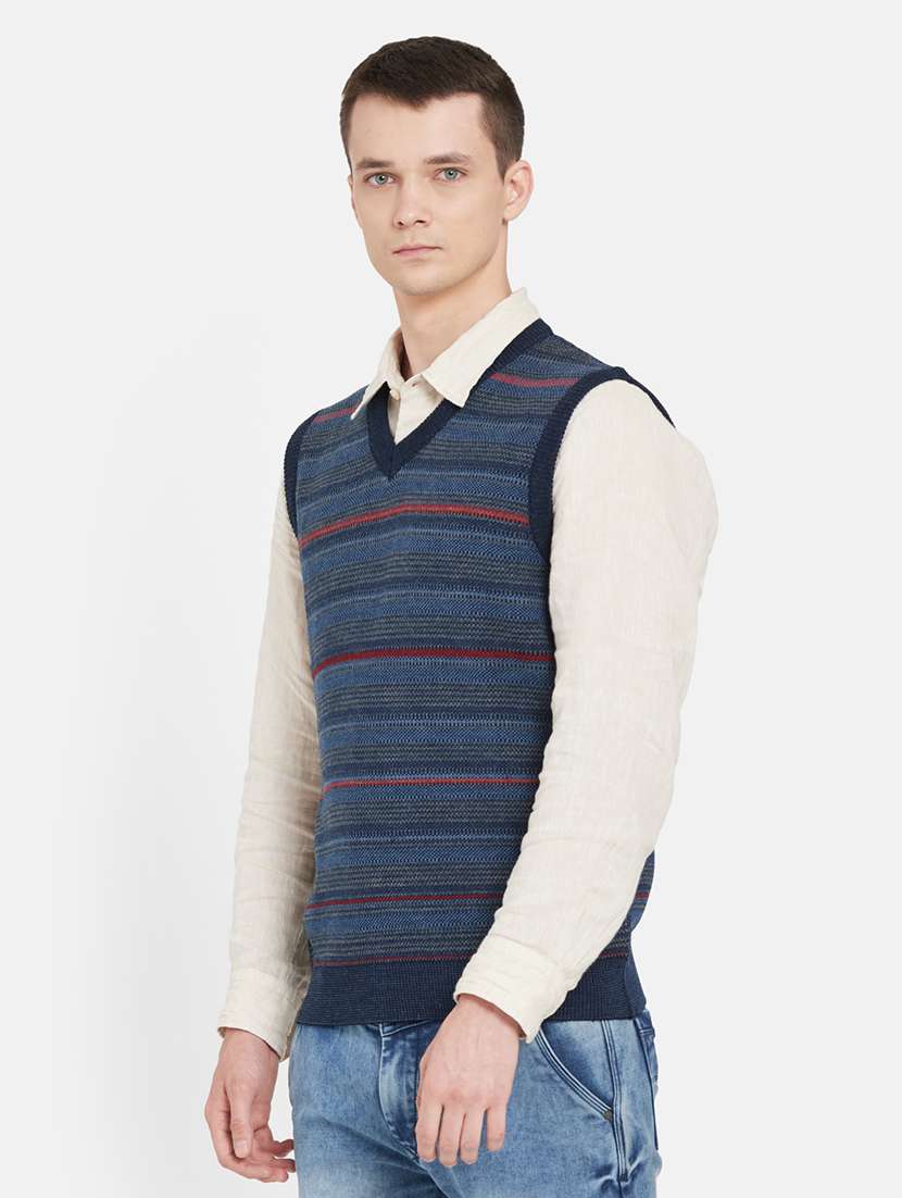 navy blue striped pullover - 17997325 - Standard Image - 1