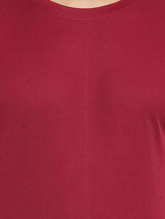 maroon solid t-shirt - 18011940 -  Standard Image - 4