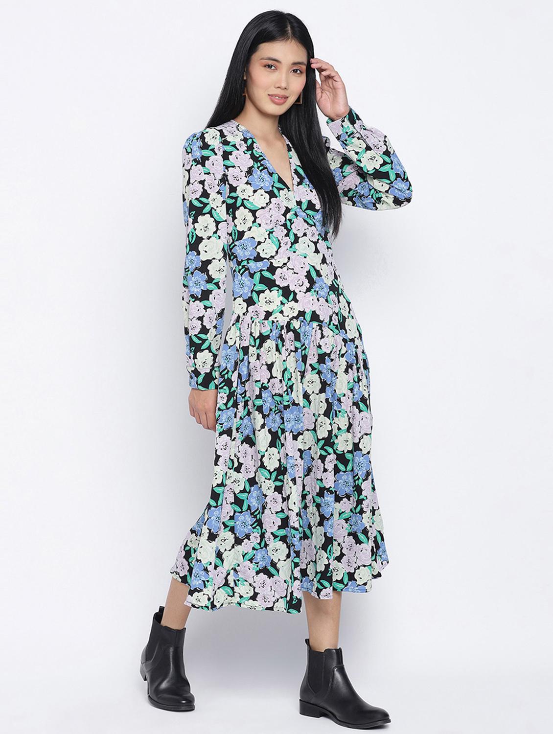v-neck floral a-line dress - 18013277 - Standard Image - 1