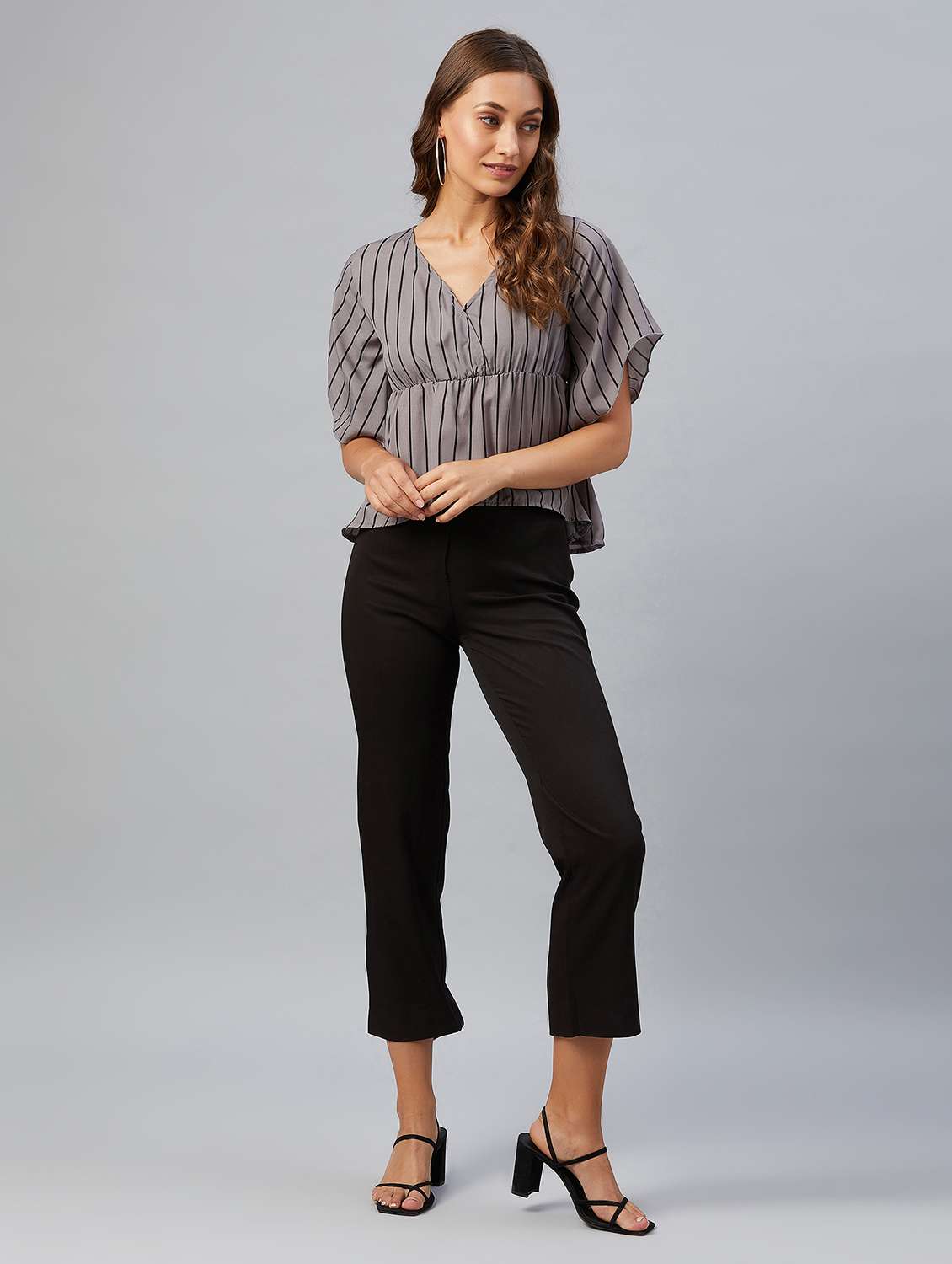 v-neck striped top - 18021294 - Standard Image - 4