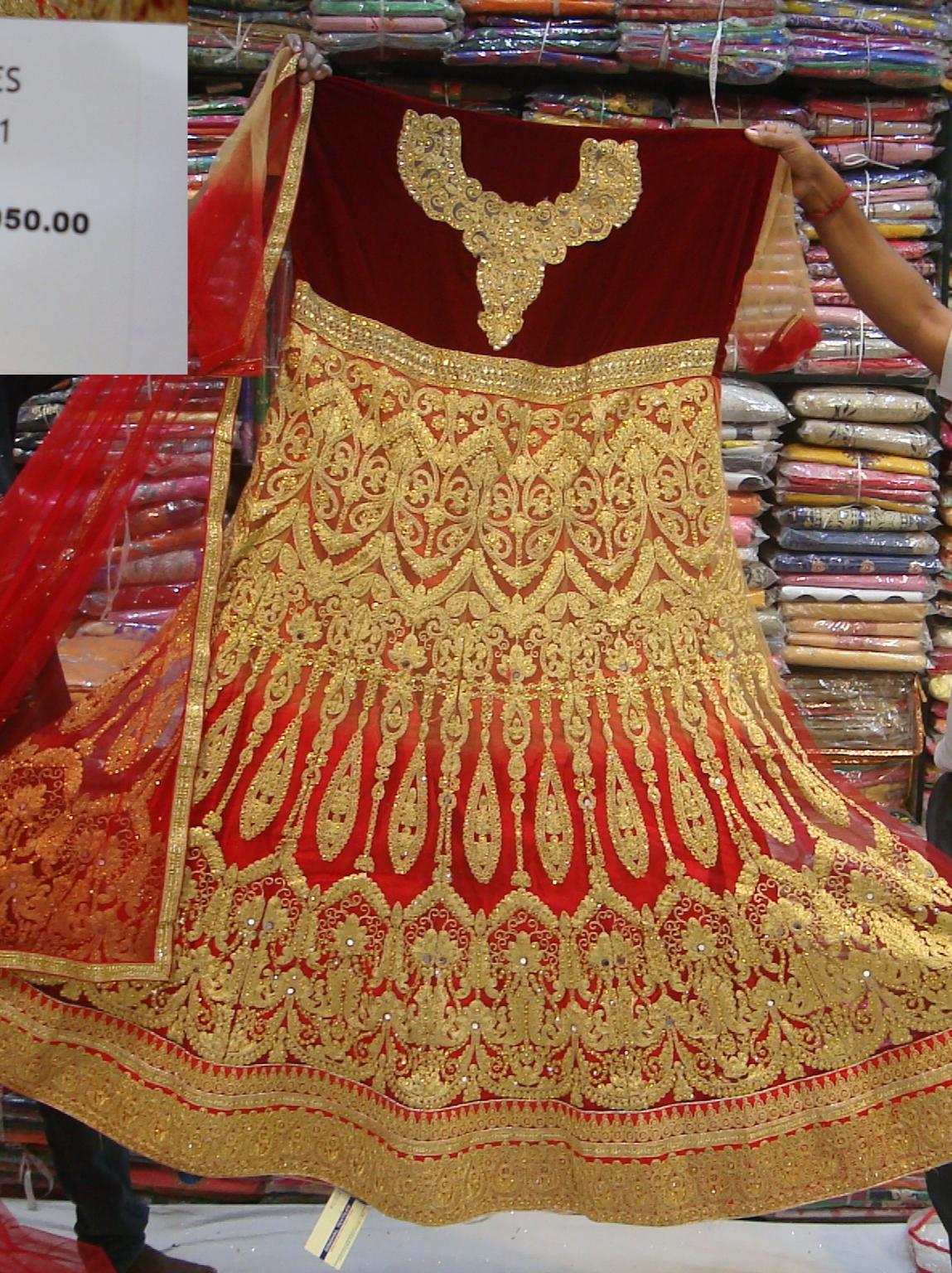 lehanga - 18022758 - Standard Image - 1