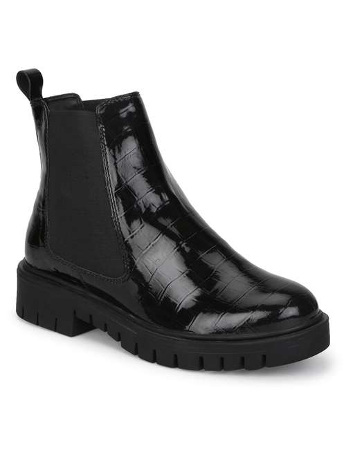 black slip on boot - 18025799 -  Standard Image - 0