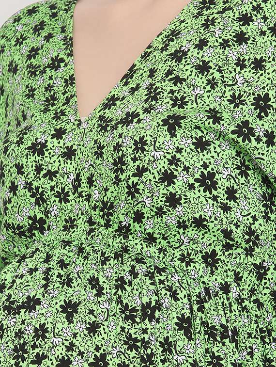 v-neck printed maternity wear dress - 18027223 -  Standard Image - 4