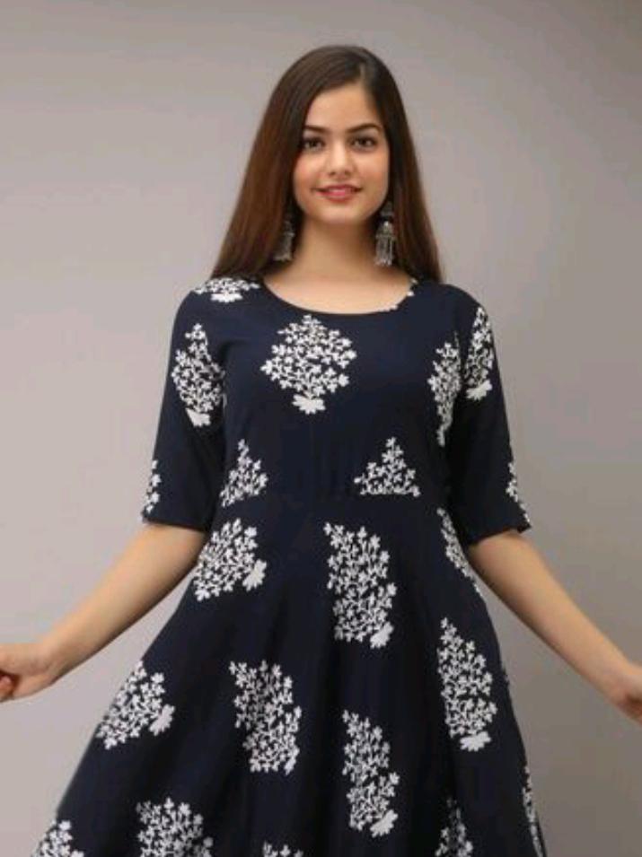 gowns - 18028080 - Standard Image - 1