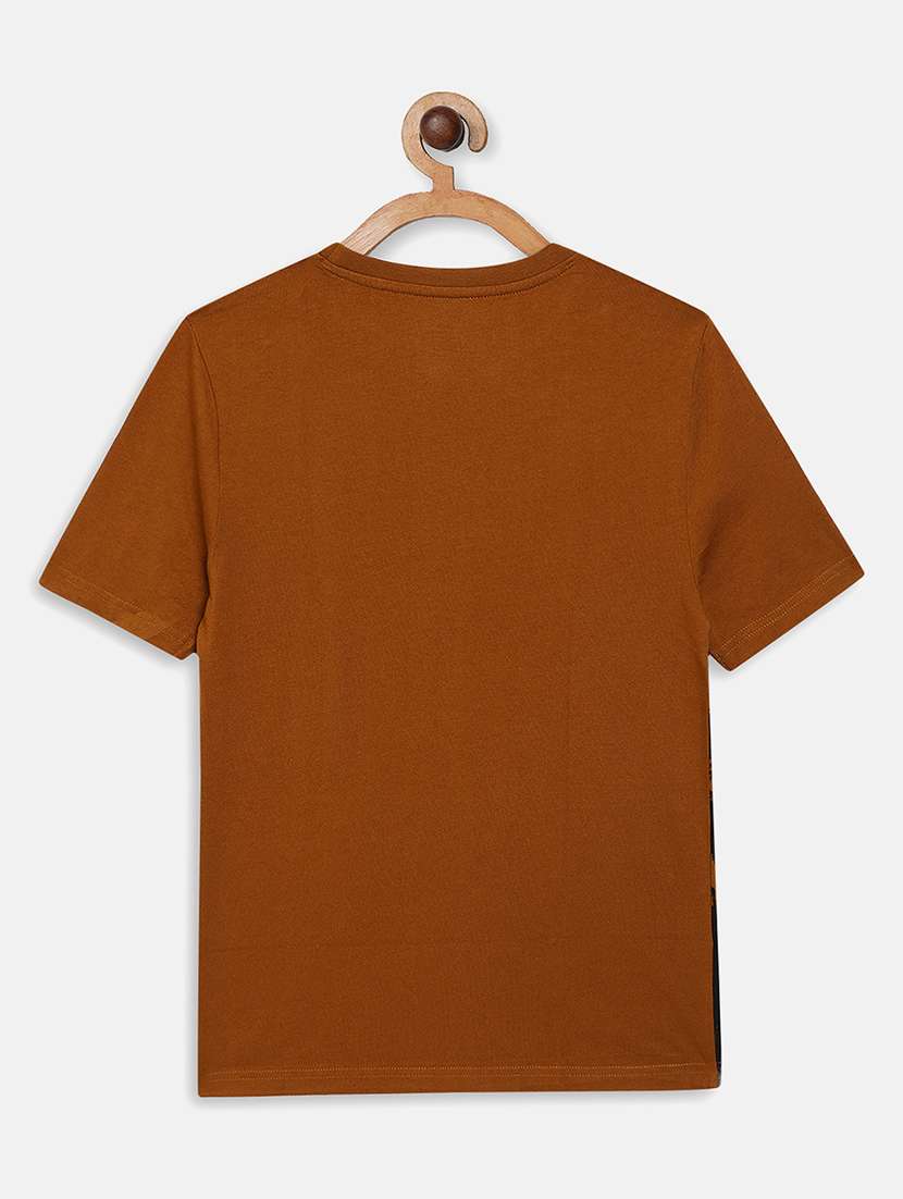 round neck graphic  t-shirt - 18029417 -  Standard Image - 1