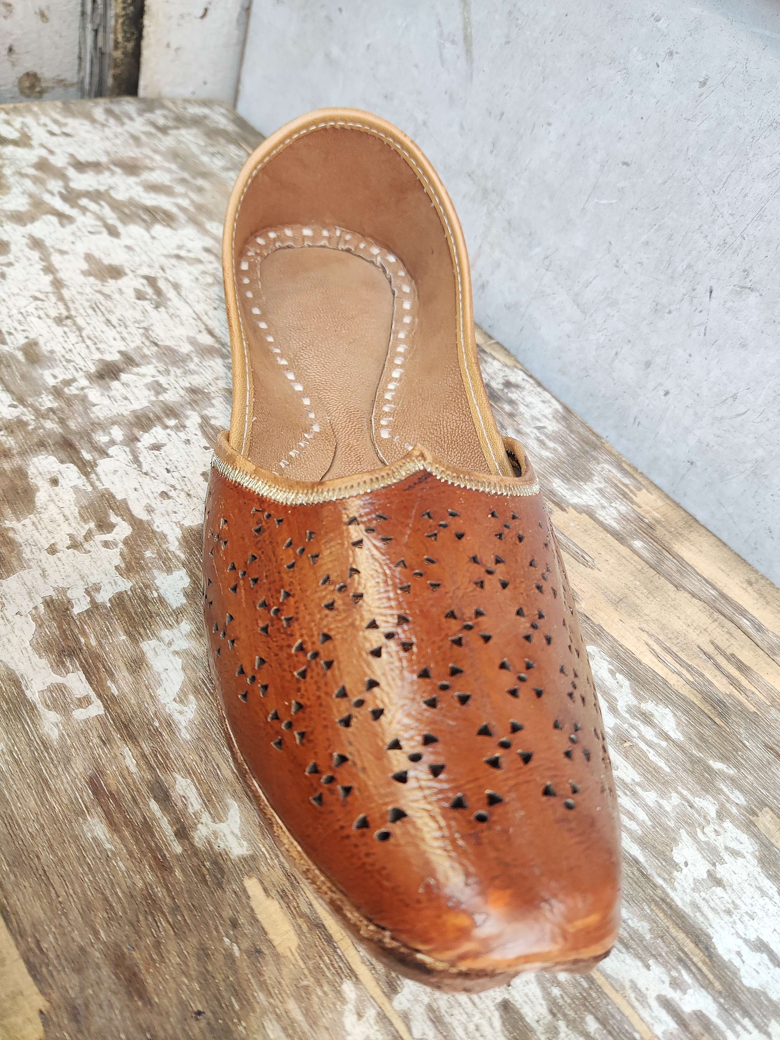 men slip on juti - 18030113 -  Standard Image - 1