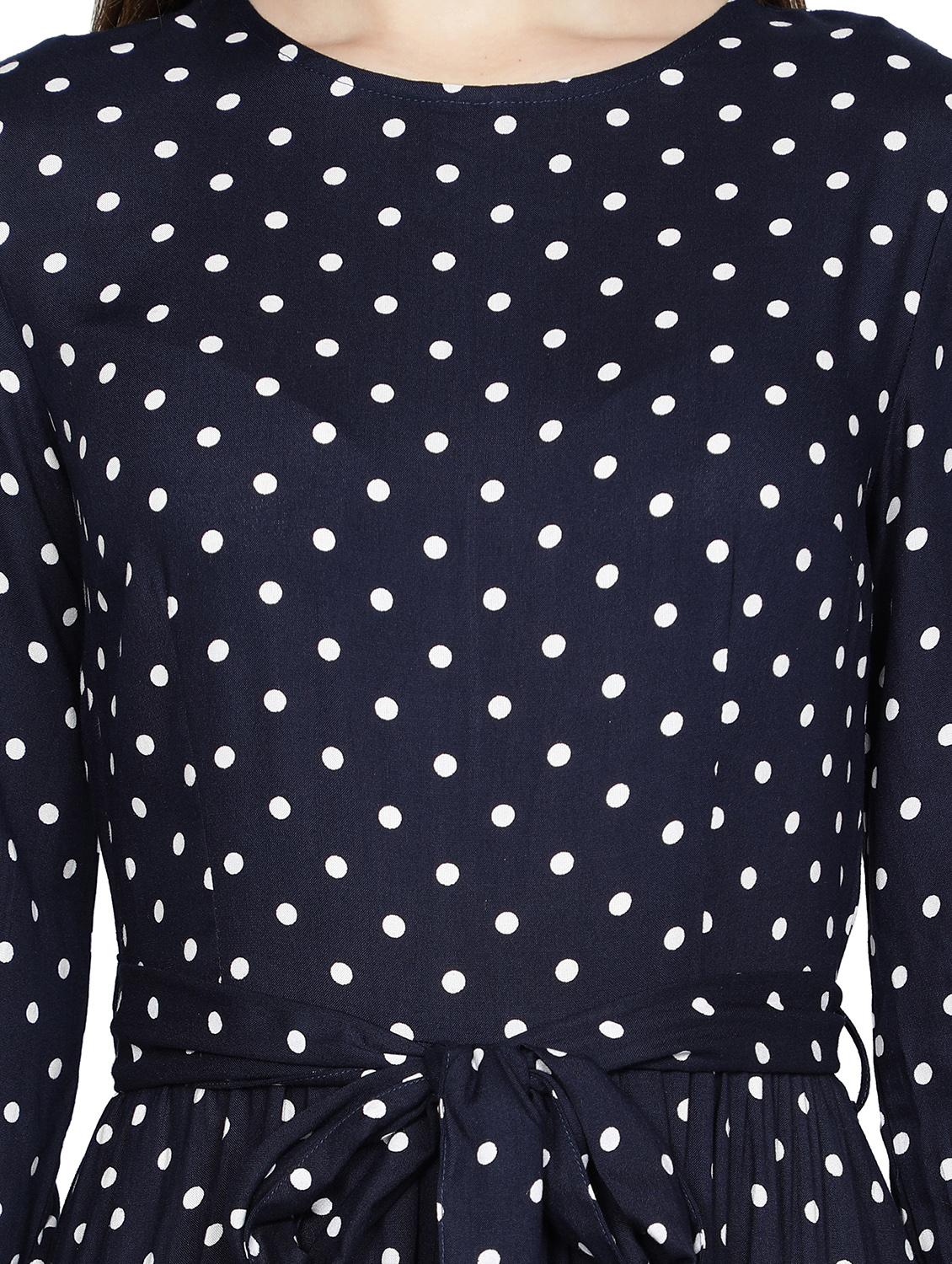 crew neck polka print maxi dress - 18031434 - Standard Image - 4