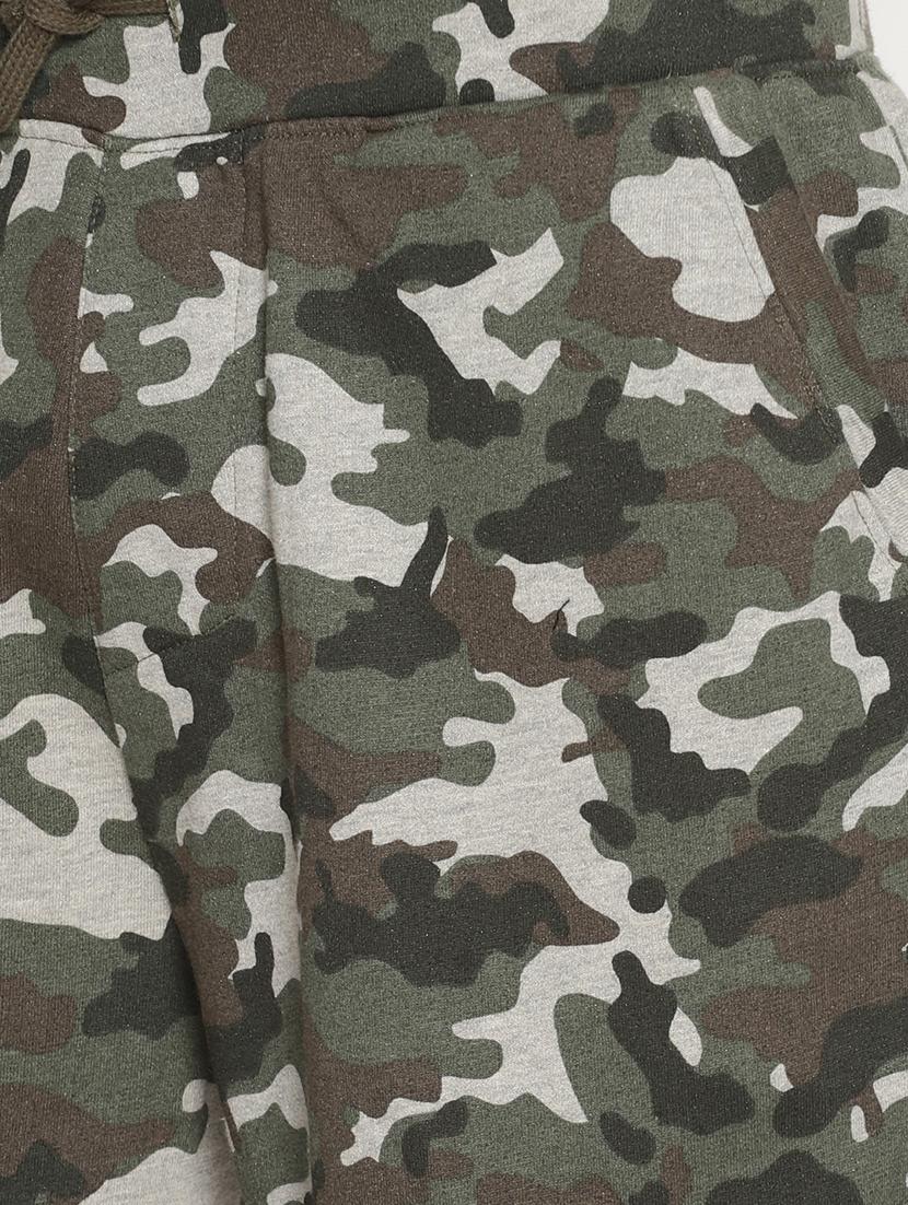 green camouflage short - 18038124 - Standard Image - 4