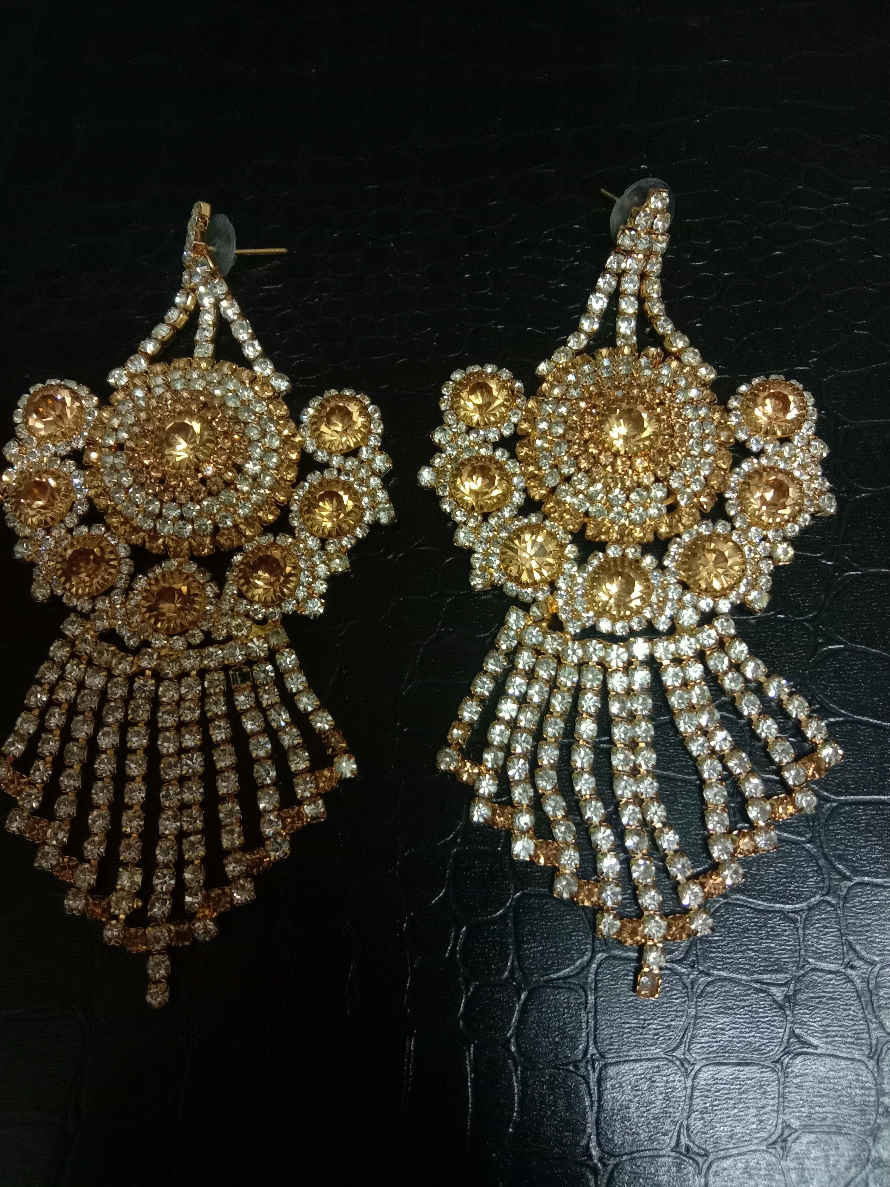 earrings - 18039881 - Standard Image - 1