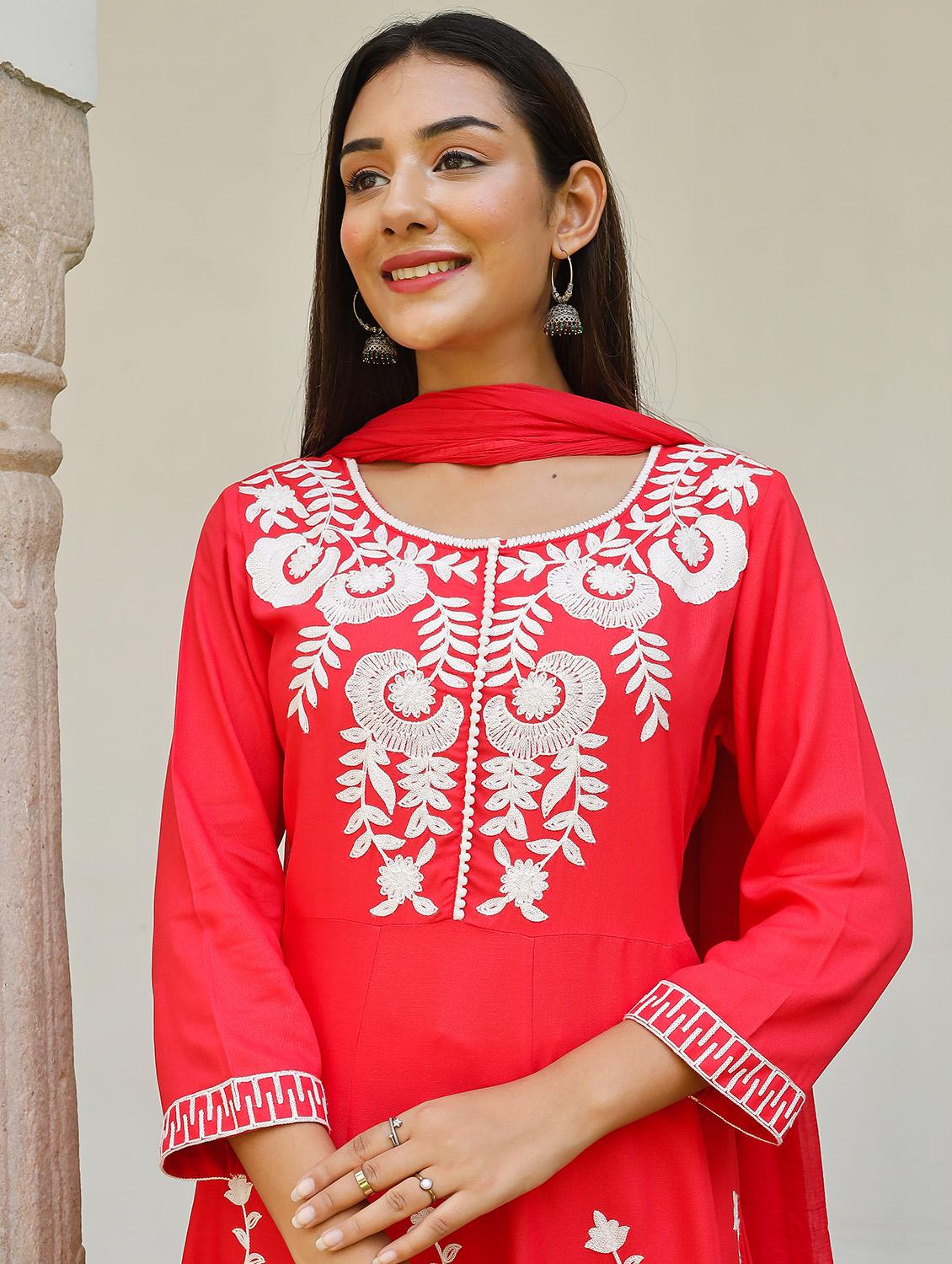 embroidered suit set - 18040087 - Standard Image - 4