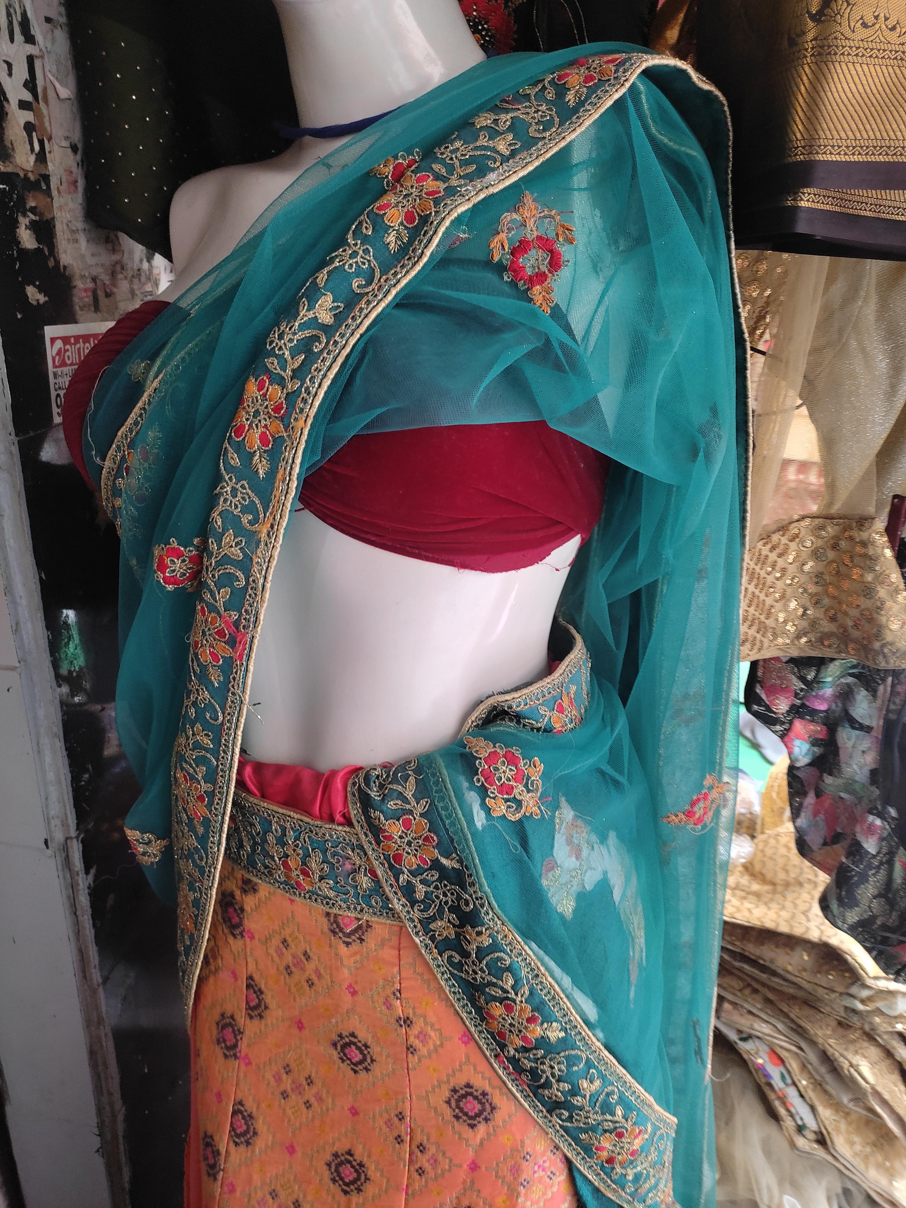 ladies saree - 18041112 - Standard Image - 1