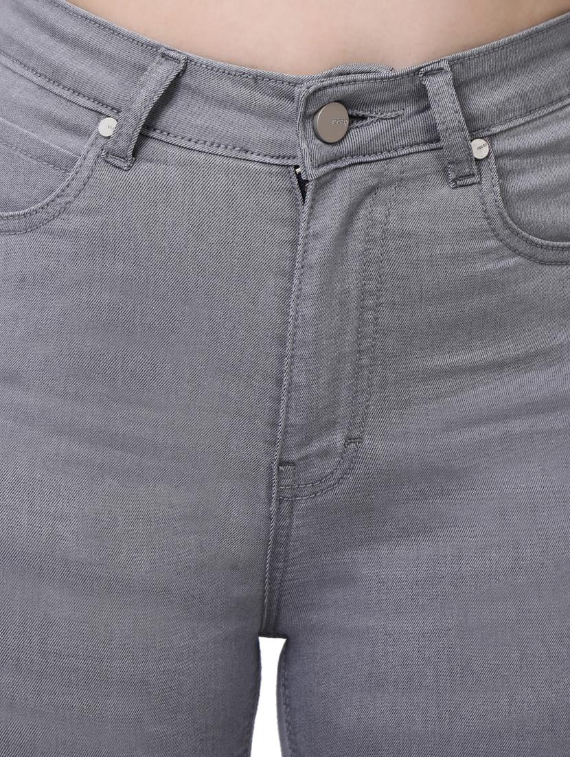 mid rise solid denim capri - 18042432 - Standard Image - 4