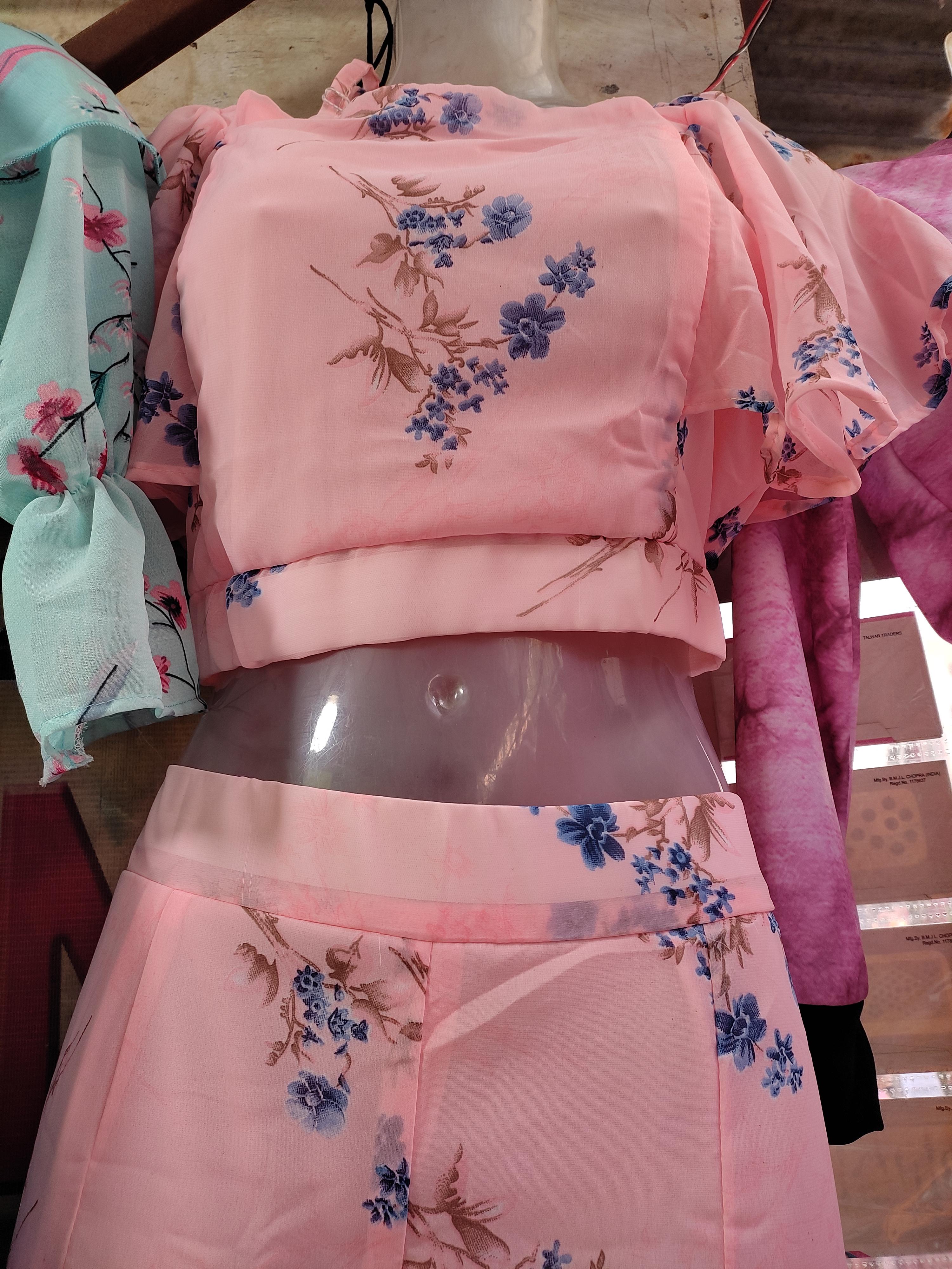 ladies dress - 18042807 - Standard Image - 1