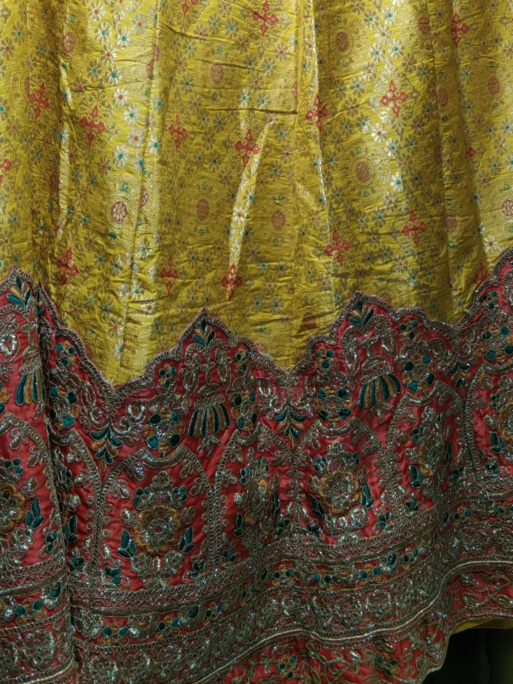 lehngas - 18042851 - Standard Image - 1