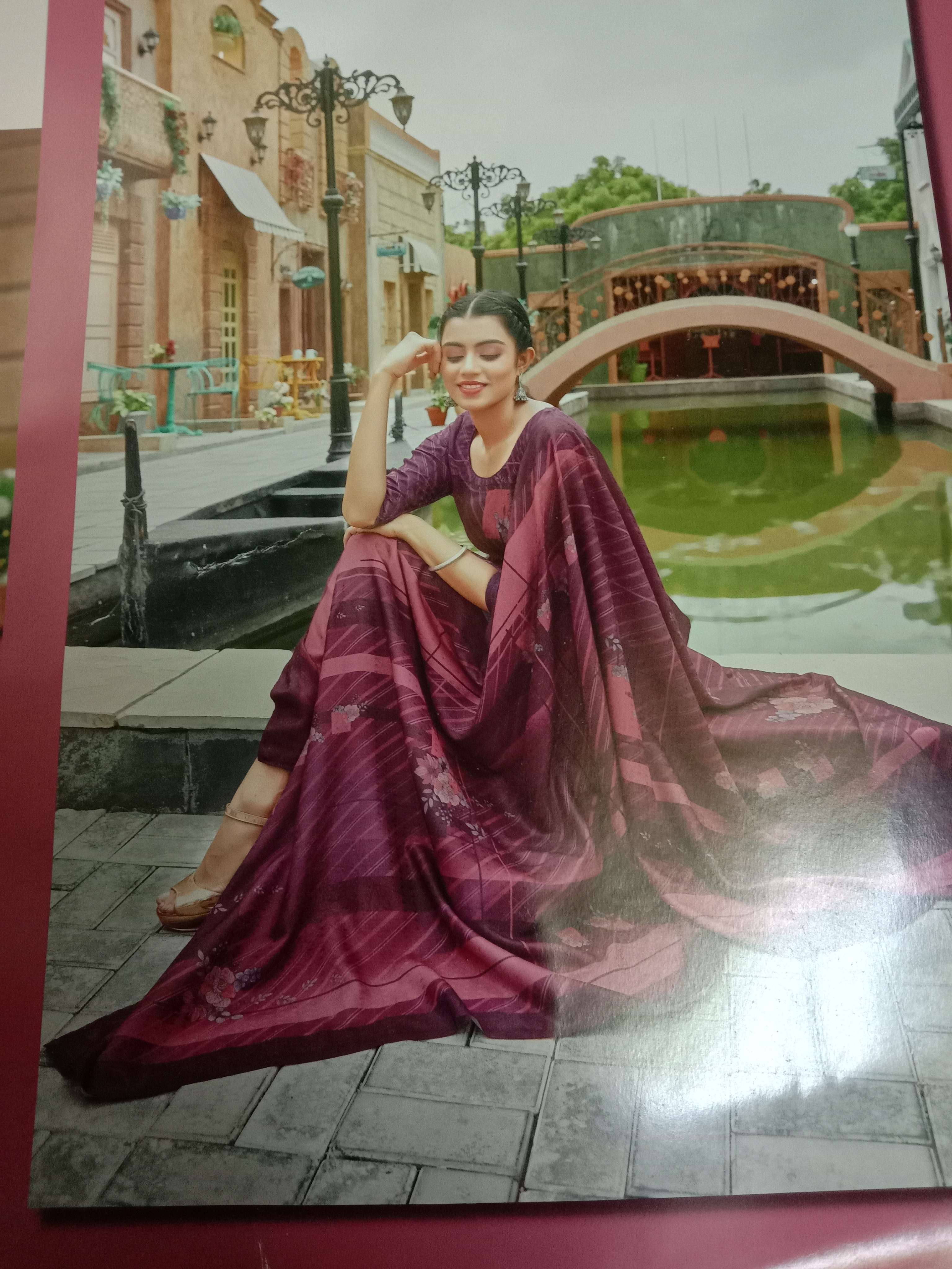 suite dupatta shalwar in silk  - 18042986 -  Standard Image - 1