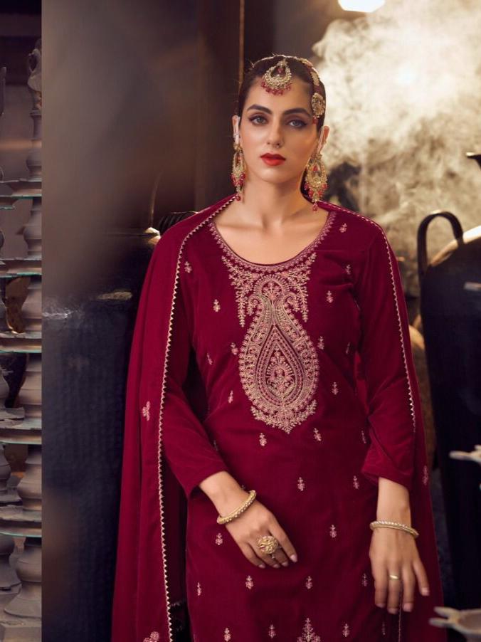velvet suits - 18043799 - Standard Image - 1