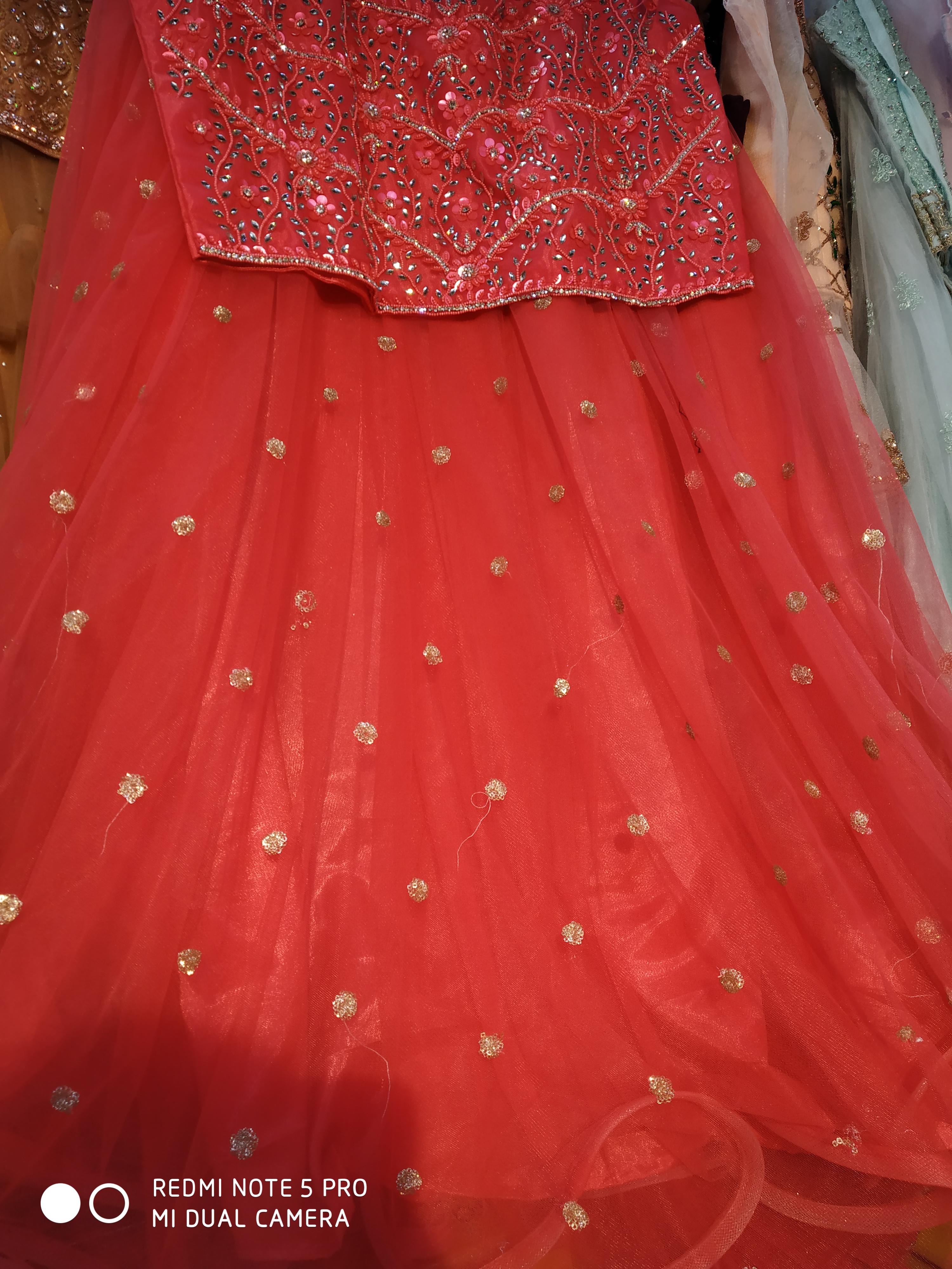 dresses - 18049298 - Standard Image - 1