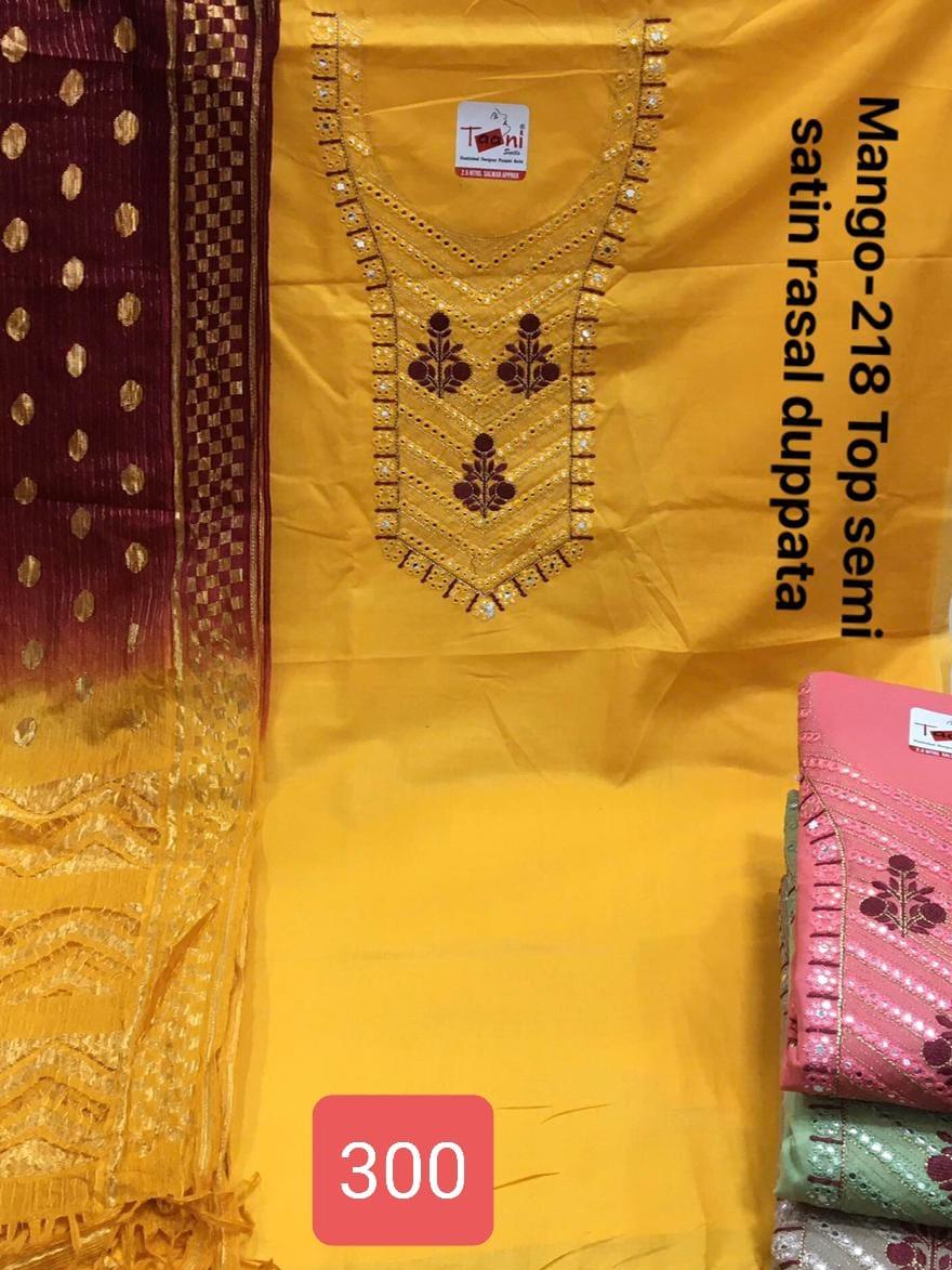 suit  - 18050139 -  Standard Image - 1