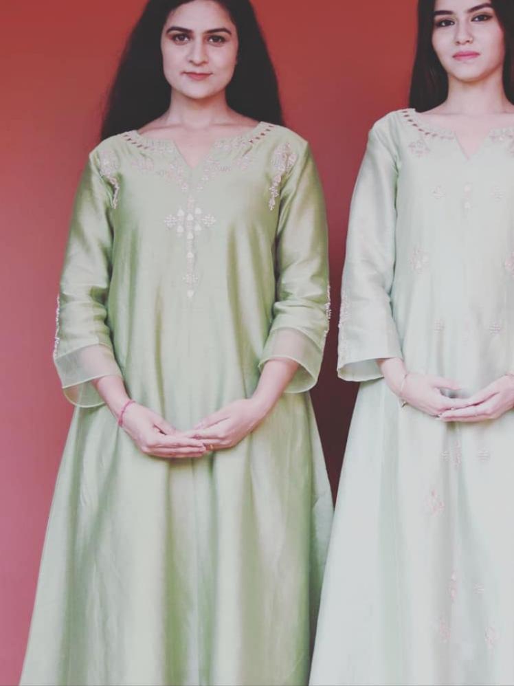 chanderi suit with dupatta  - 18052086 -  Standard Image - 1