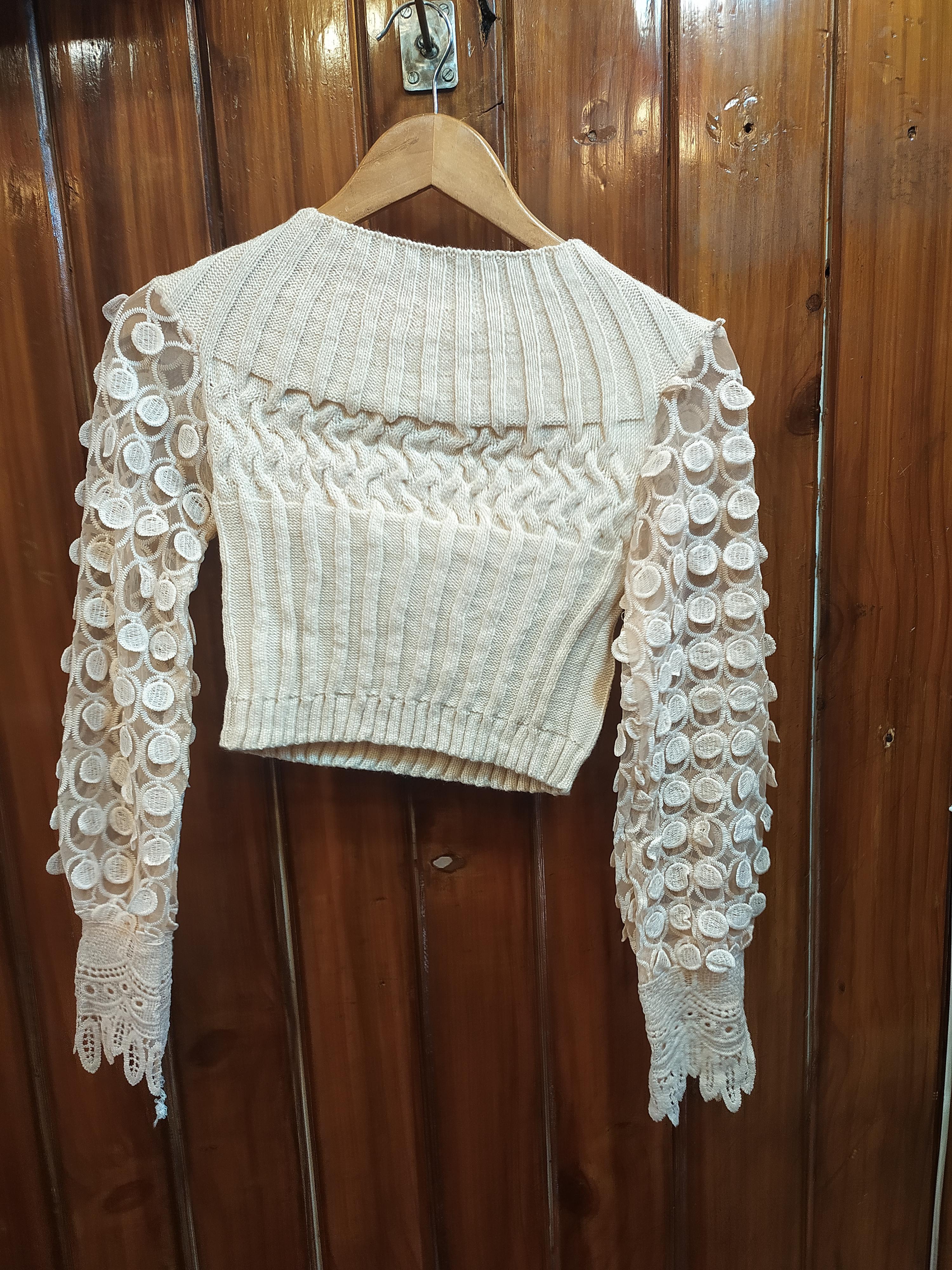 cream top wool  - 18053207 -  Standard Image - 1