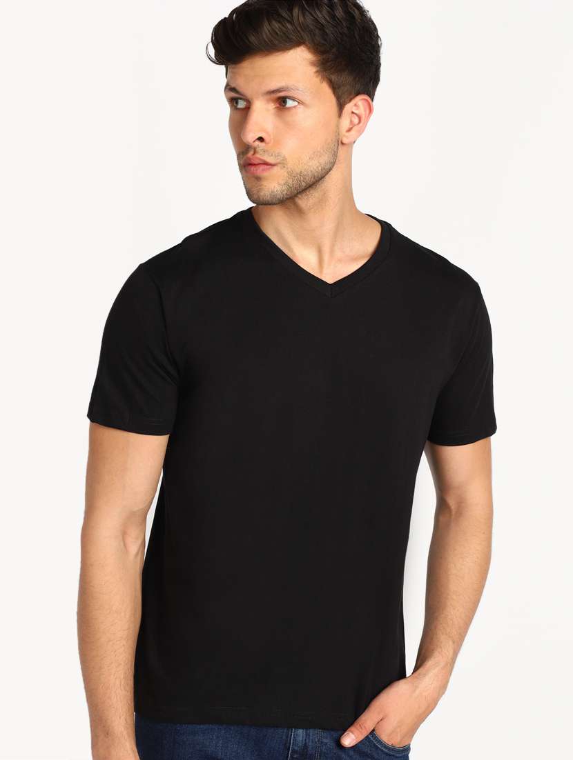 black v-neck solid t-shirt 