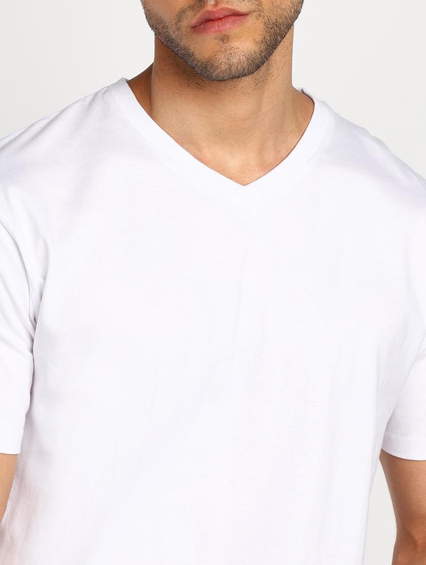 white v neck solid t-shirt - 18053716 - Standard Image - 4