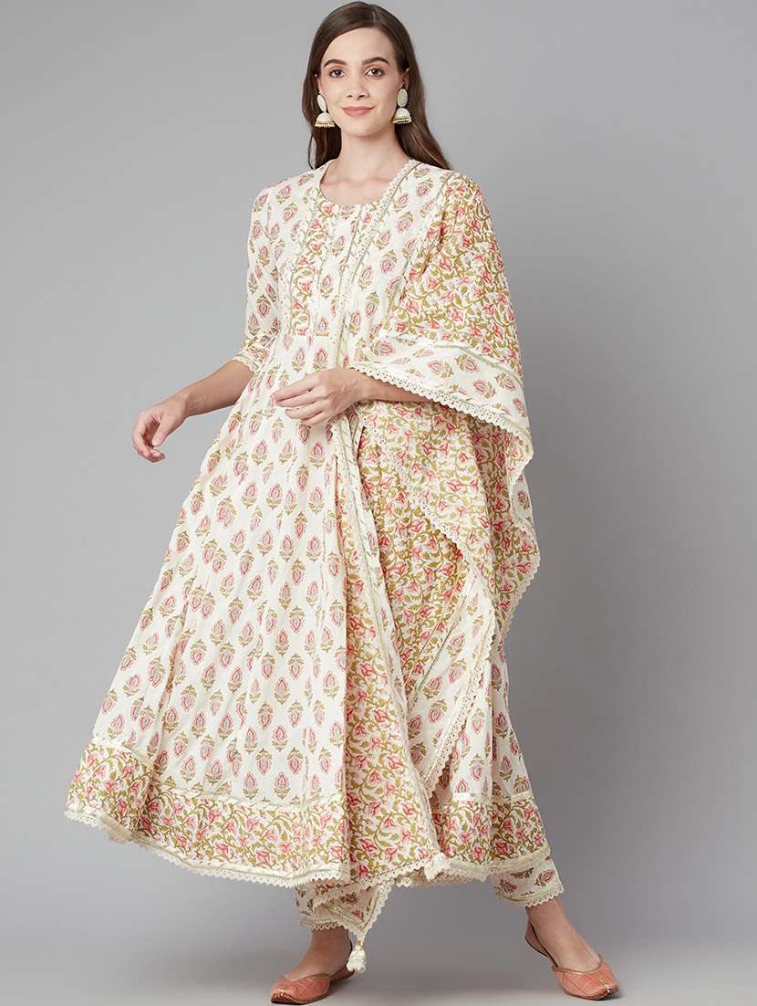 women three quarter sleeve kurta pant with dupatta set