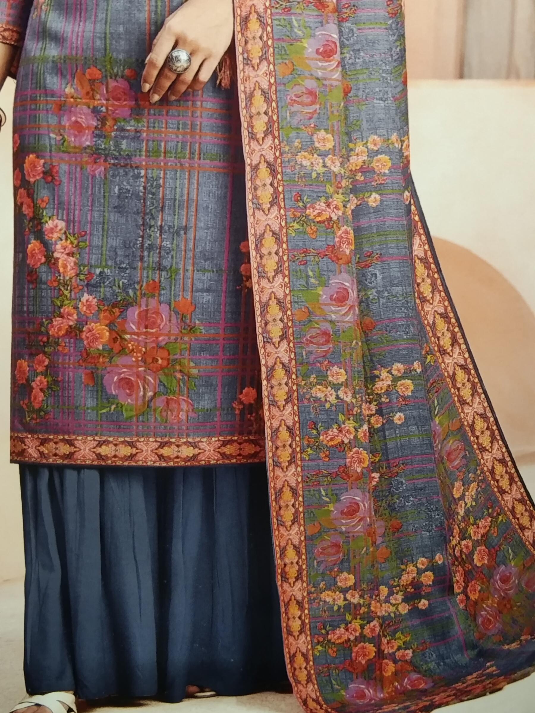 suit - 18056326 - Standard Image - 1
