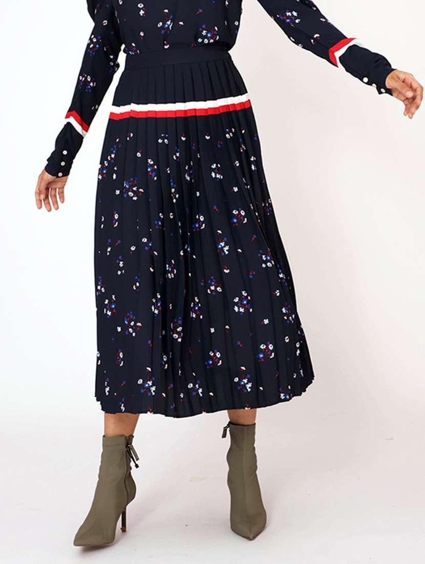 navy blue printed pleated skirt