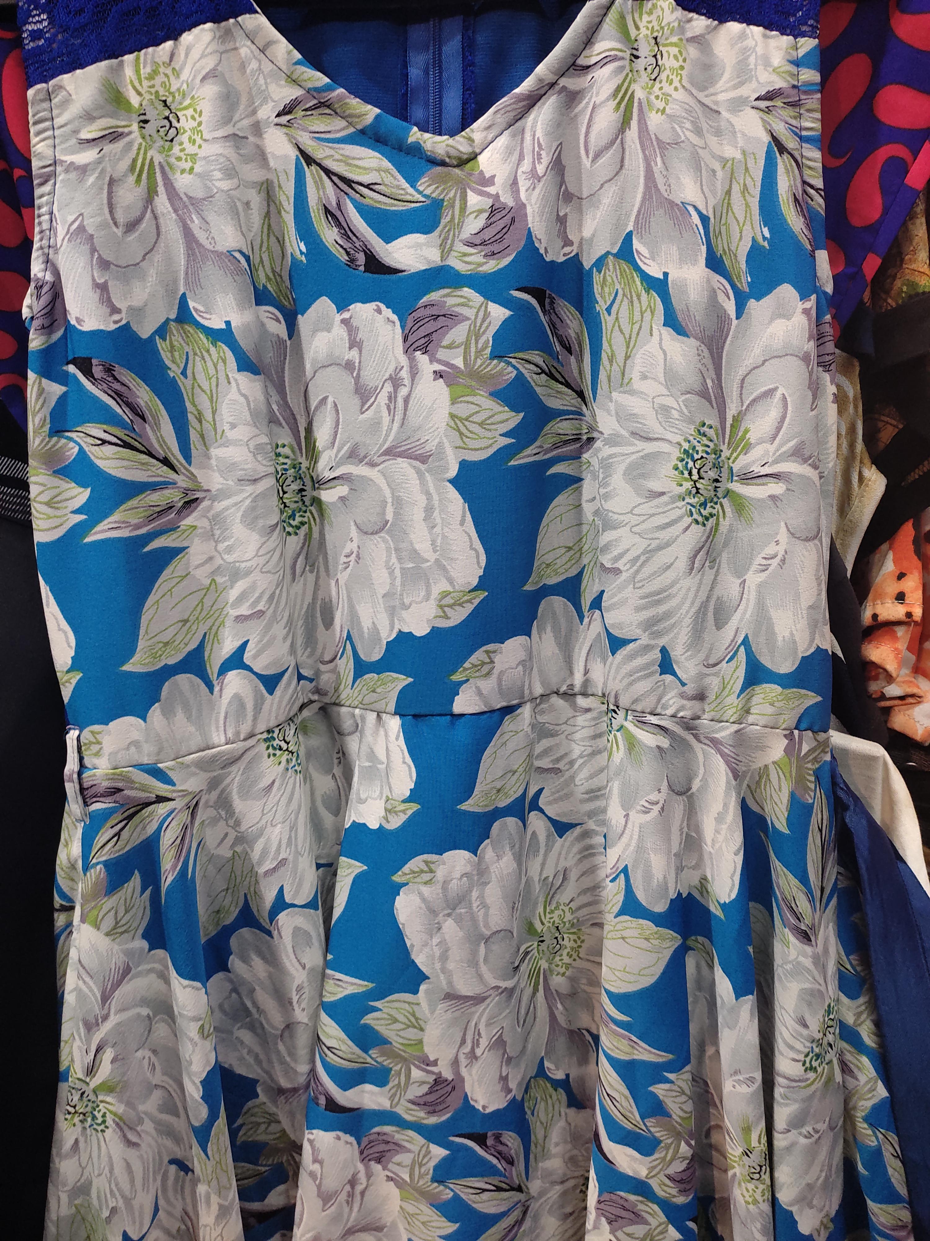 girls dress - 18056792 - Standard Image - 1