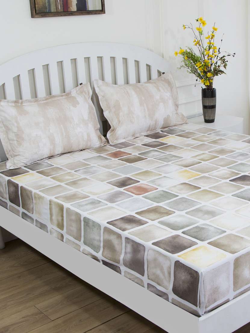 gm geometric 180 tc 100% cotton digital print multi color double bedsheet with 2 pillow covers