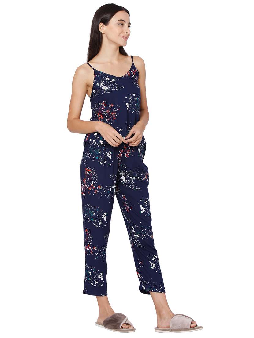 printed nightwear capri set - 18059954 -  Standard Image - 1