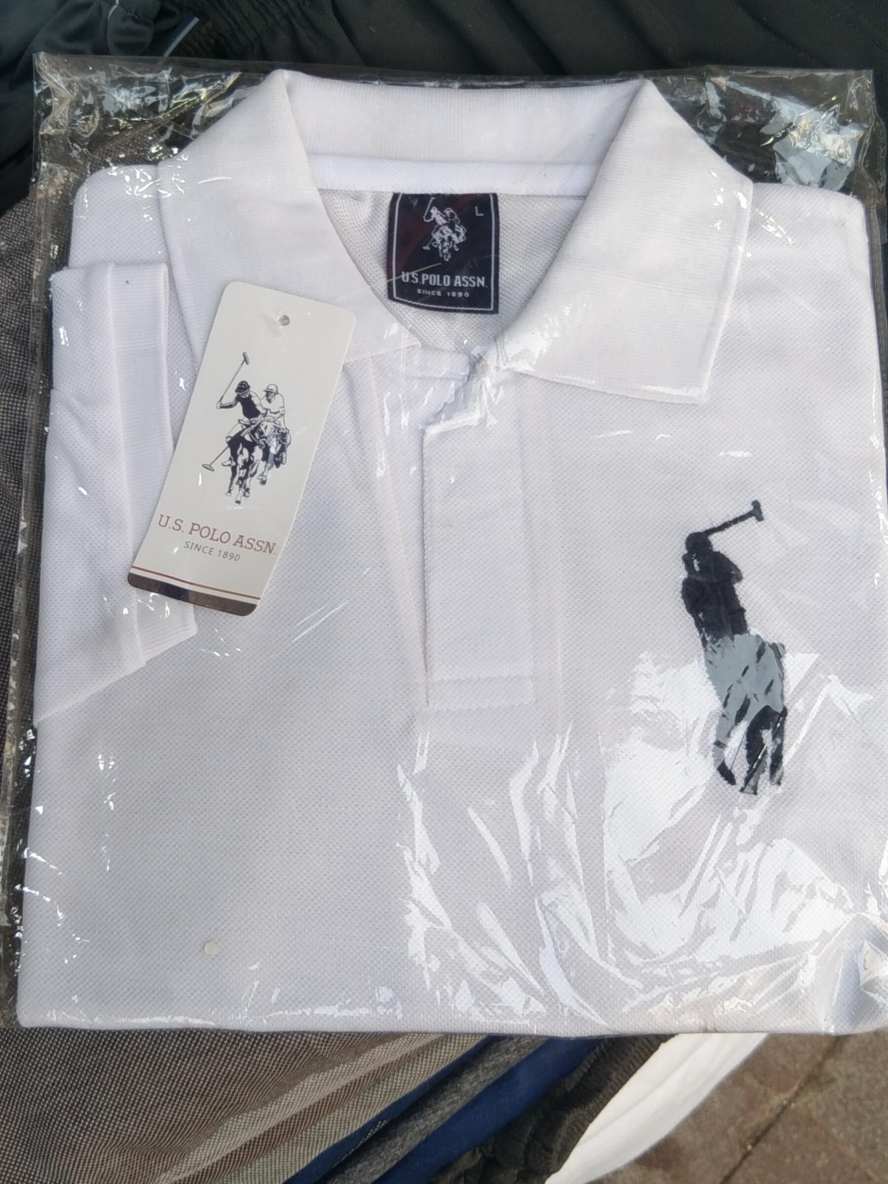 t-shirt  - 18061766 -  Standard Image - 1