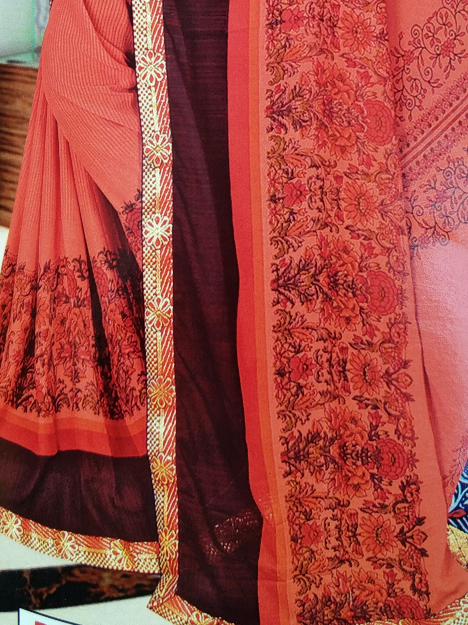 suit  - 18065404 -  Standard Image - 1