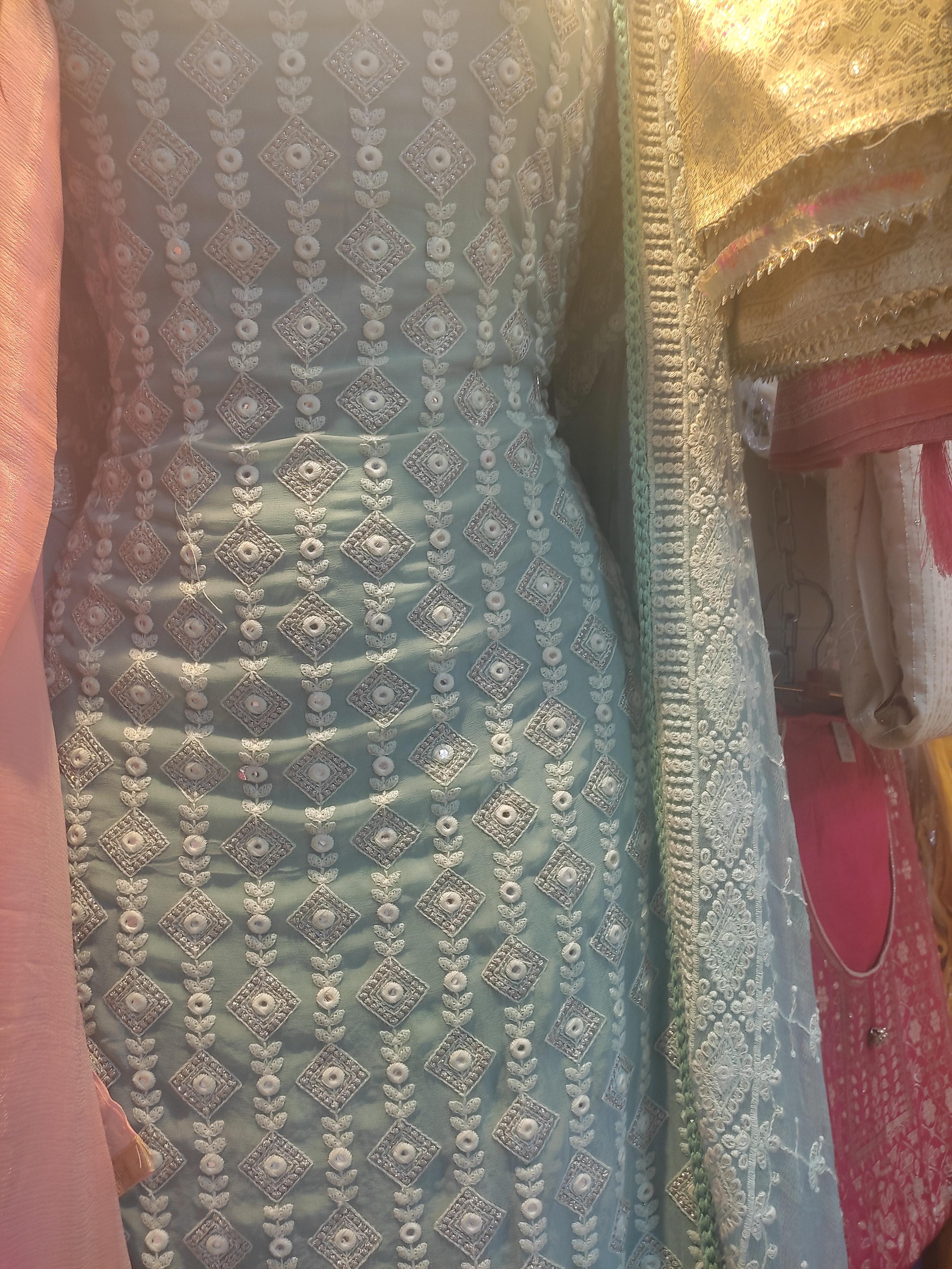 ladies suit - 18067410 - Standard Image - 1