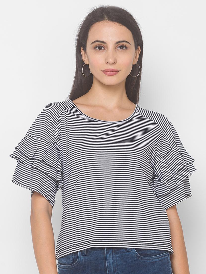 women's straight round neck top - 18068230 - Zoom Image - 0