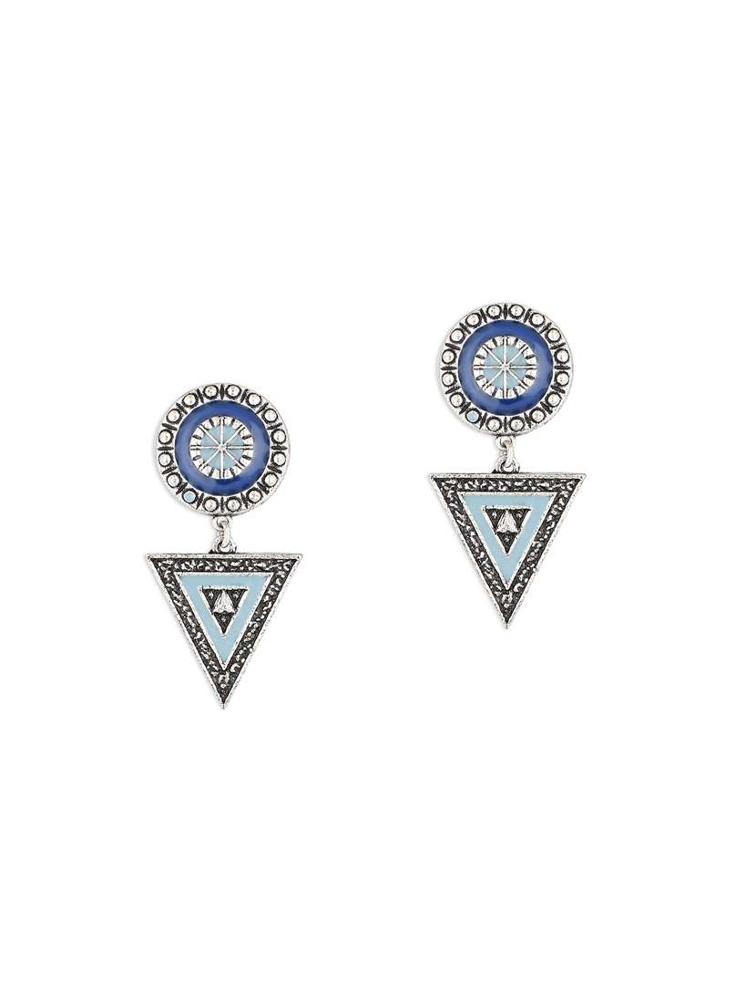 silver metal earring