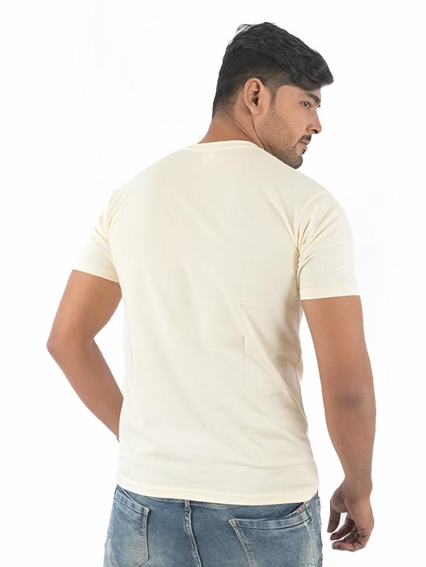 this t-shirts can be worn as - 18072179 - Standard Image - 4