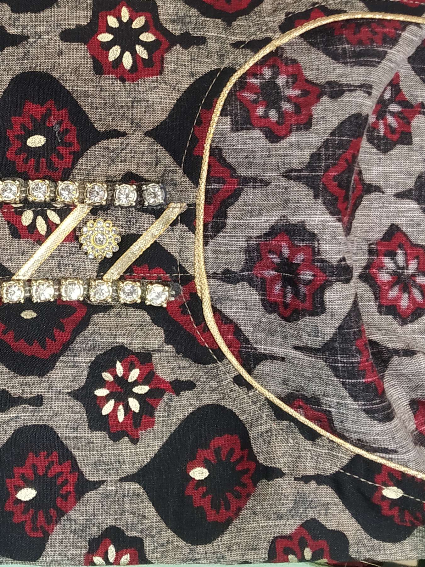 ladies suits  - 18072762 -  Standard Image - 1