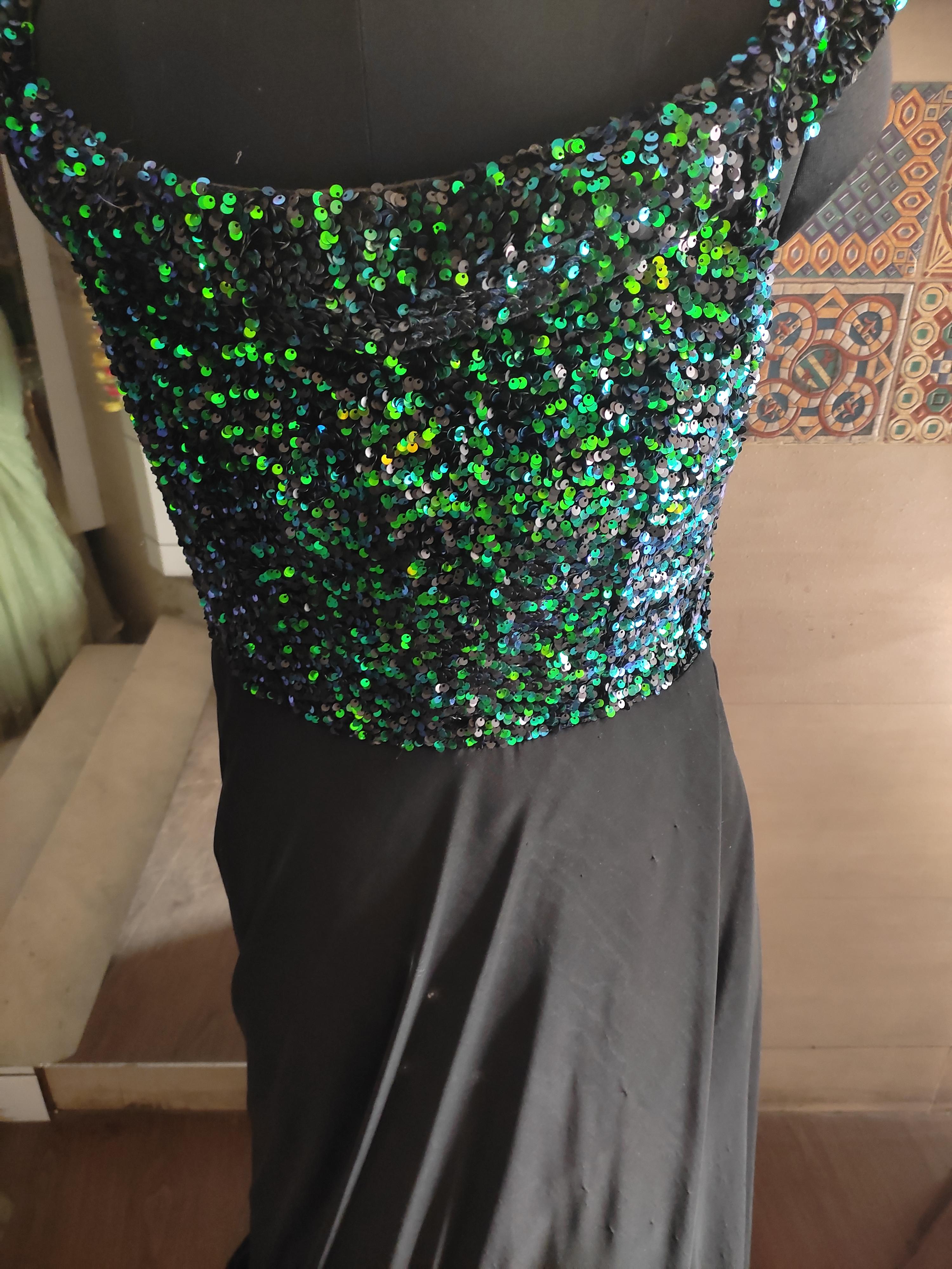 ladies dress - 18076529 - Standard Image - 1